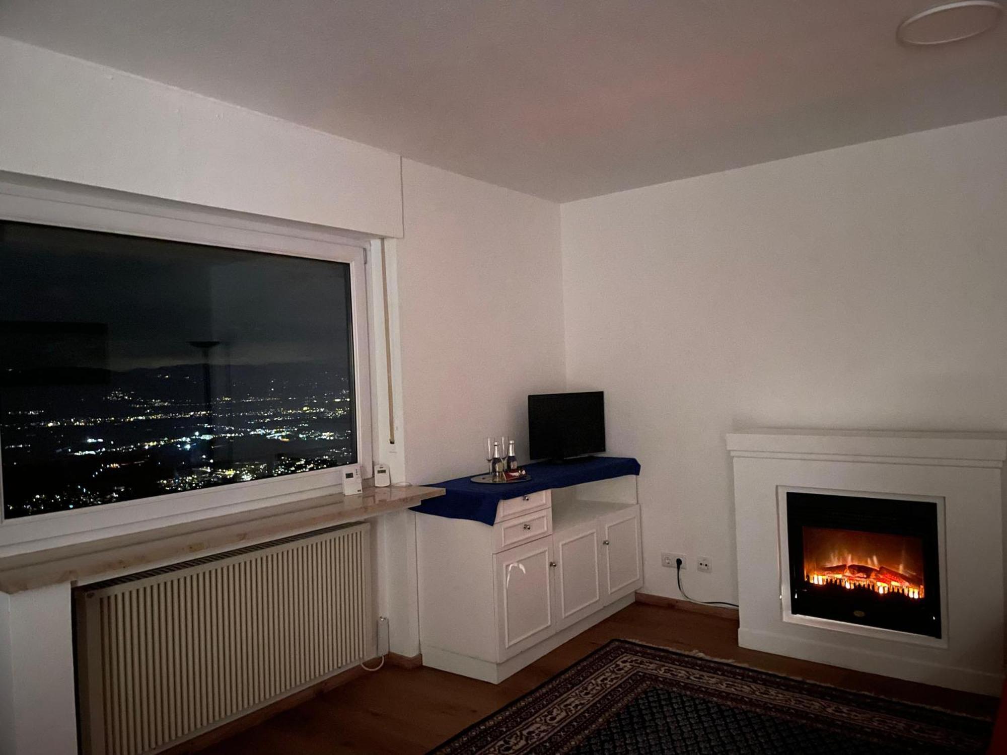 Gemuetliche Wohnung Mit Talblick Batschuns Exterior foto